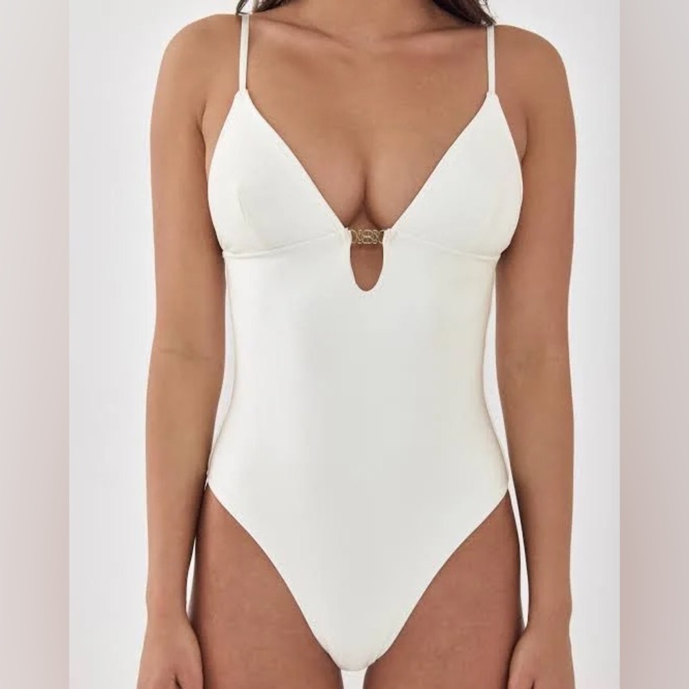 De rococo ivory one piece swimsuit
